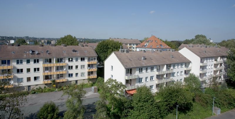 Erdgeschoss-Wohnung in grüner Lage mit Balkon - Photo 3
