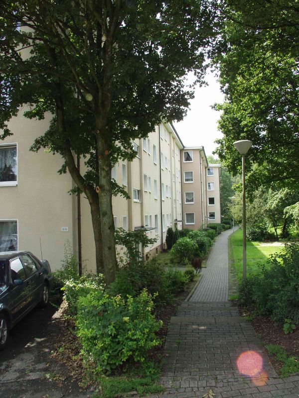 Melden Sie sich jetzt! 3-Zimmer mit Duschbad und Balkon am Mirker Hain. - Photo 2