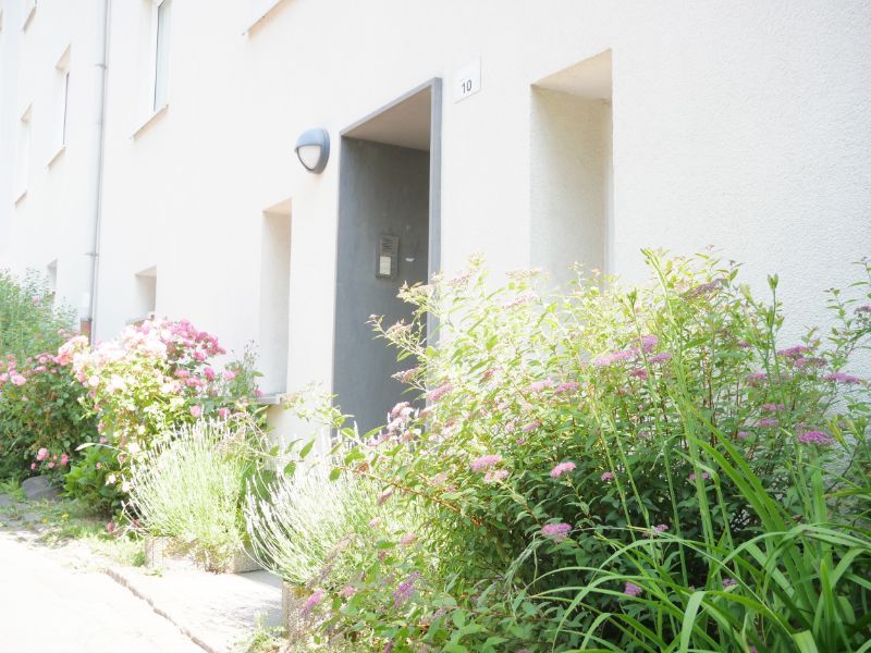 Helle Wohnung im Dachgeschoss - Photo 2