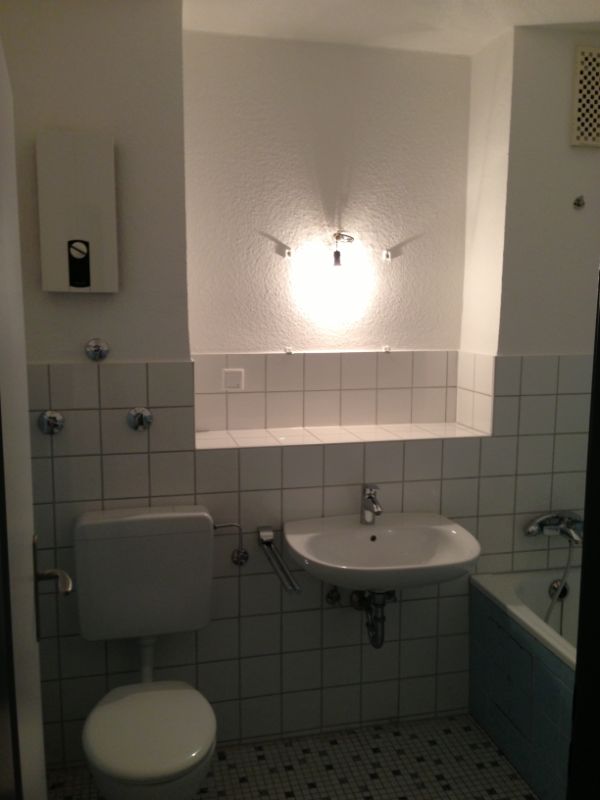 Nähe Bethesda. Appartement mit separater Küche und Balkon. - Photo 3