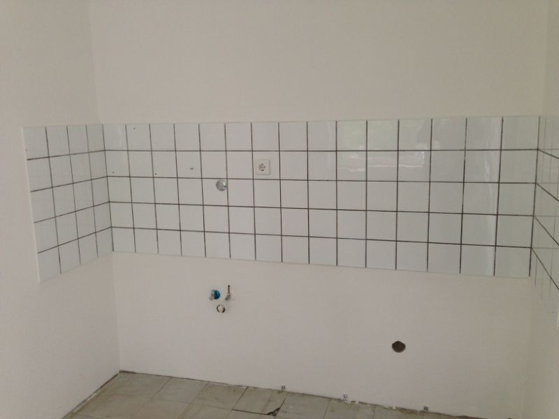 Nähe Bethesda. Appartement mit separater Küche und Balkon. - Photo 1
