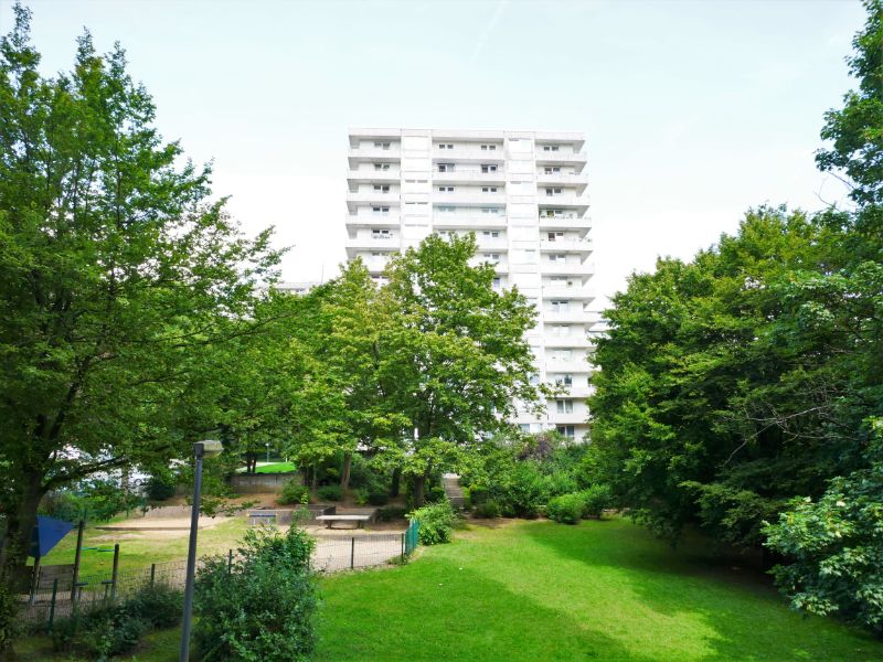 Modernisierte 2-Zimmerwohnung mit Balkon und Weitblick - Foto 2