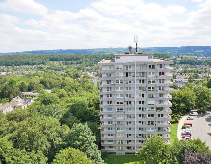 3 Zimmerwohnung mit großem Balkon und Ausblick! - Photo 1