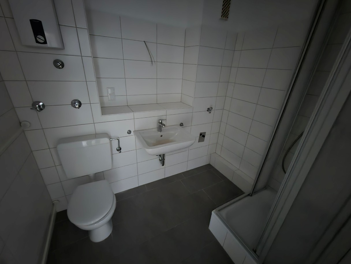 Erstbezug nach Modernisierung! Appartement mit Duschbad und Balkon in Elberfeld-Katernberg! - Photo 4